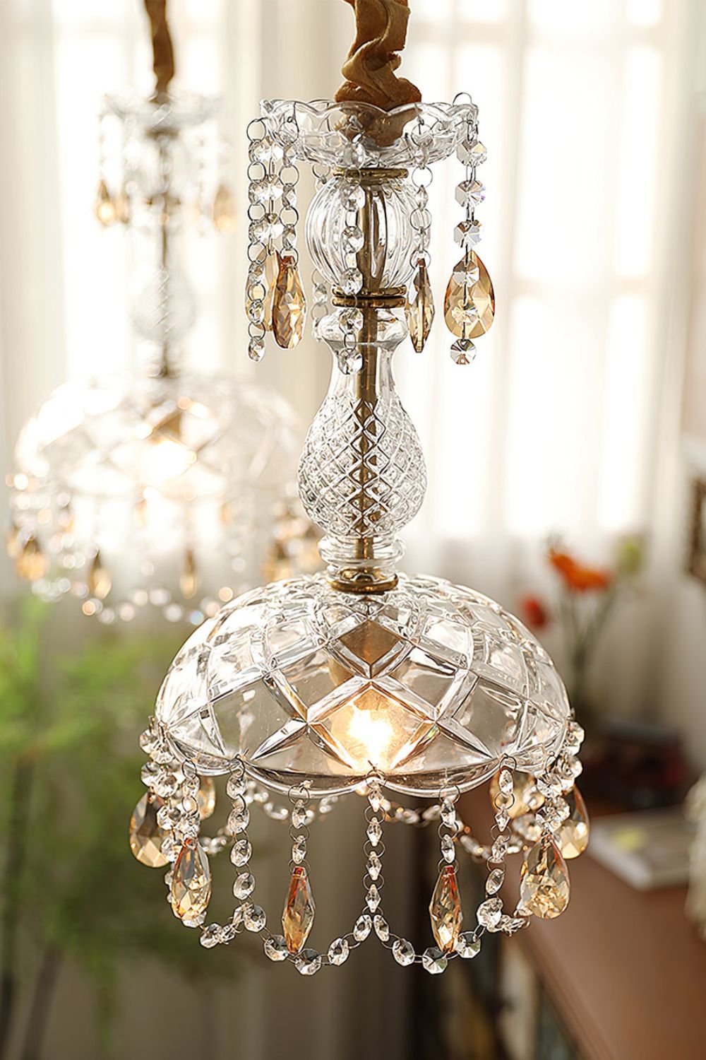 Lampa Wisząca Glamour z Kryształami i Szklanym Kloszem w Stylu Art Deco - 7
