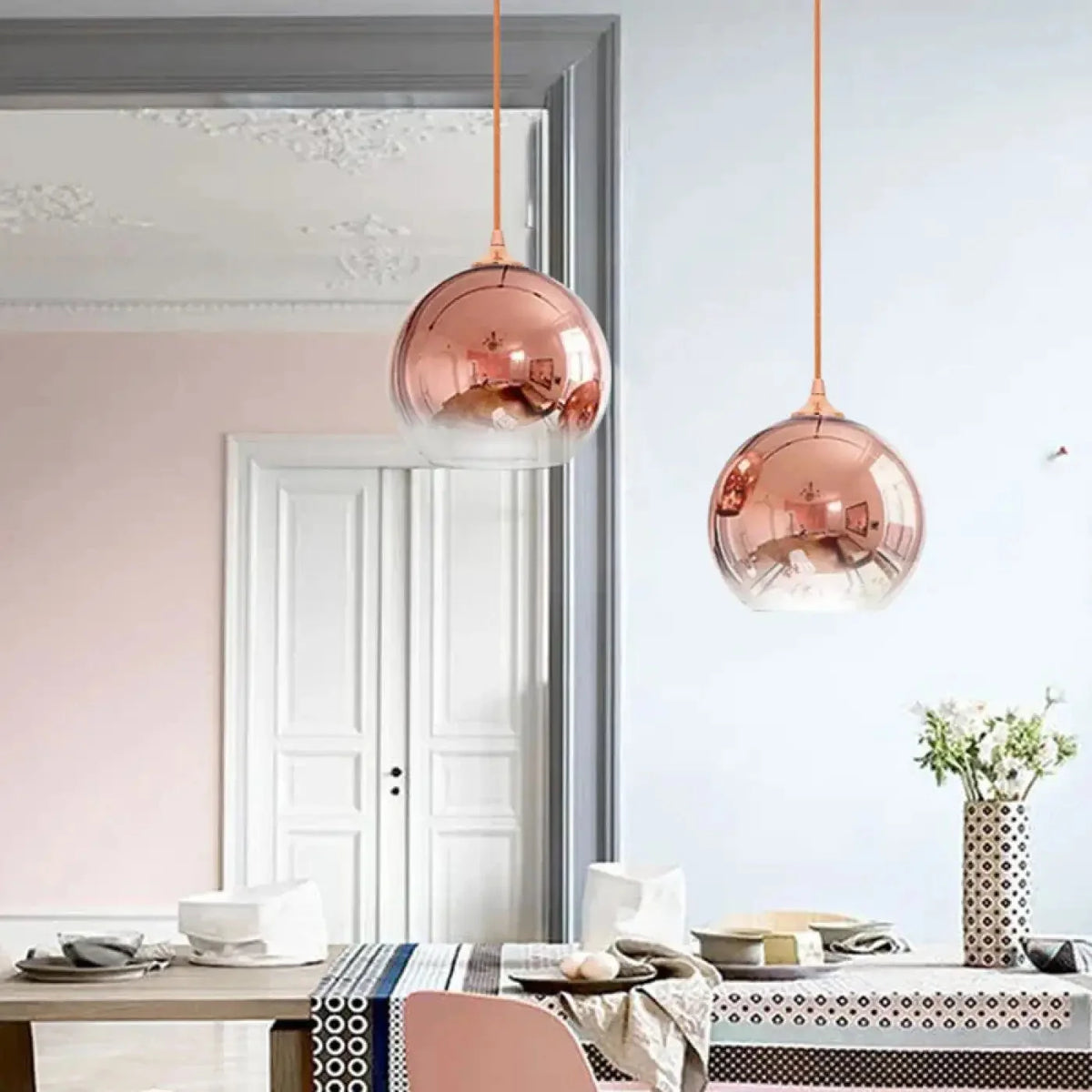 Lampa Wisząca Glamour ze Szklanym Kloszem Kulistym - Różowe złoto