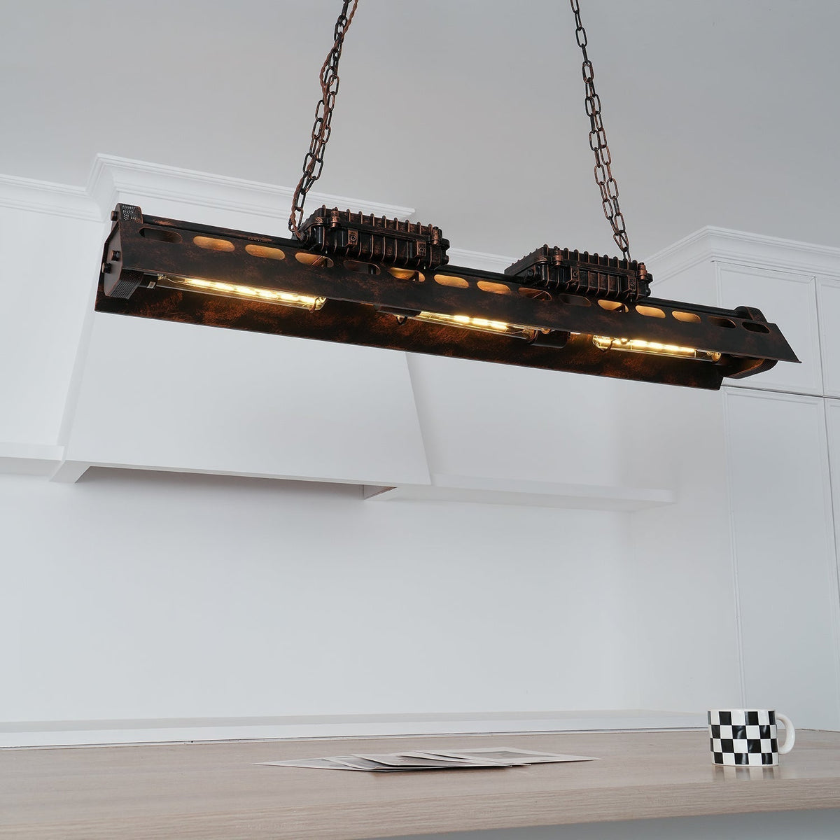 Lampa Wisząca Industrialna z Metalową Obudową na Łańcuchu - 27