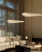 Lampa Wisząca Japandi z Rzeźbiarską Wstęgową Formą