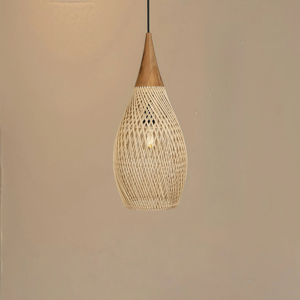 Lampa Wisząca Rattanowa Boho ze Drewnianym Detalem - 7