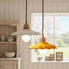 Lampa Wisząca Retro z Ceramicznym Kloszem w Kształcie Płatka - Żółty