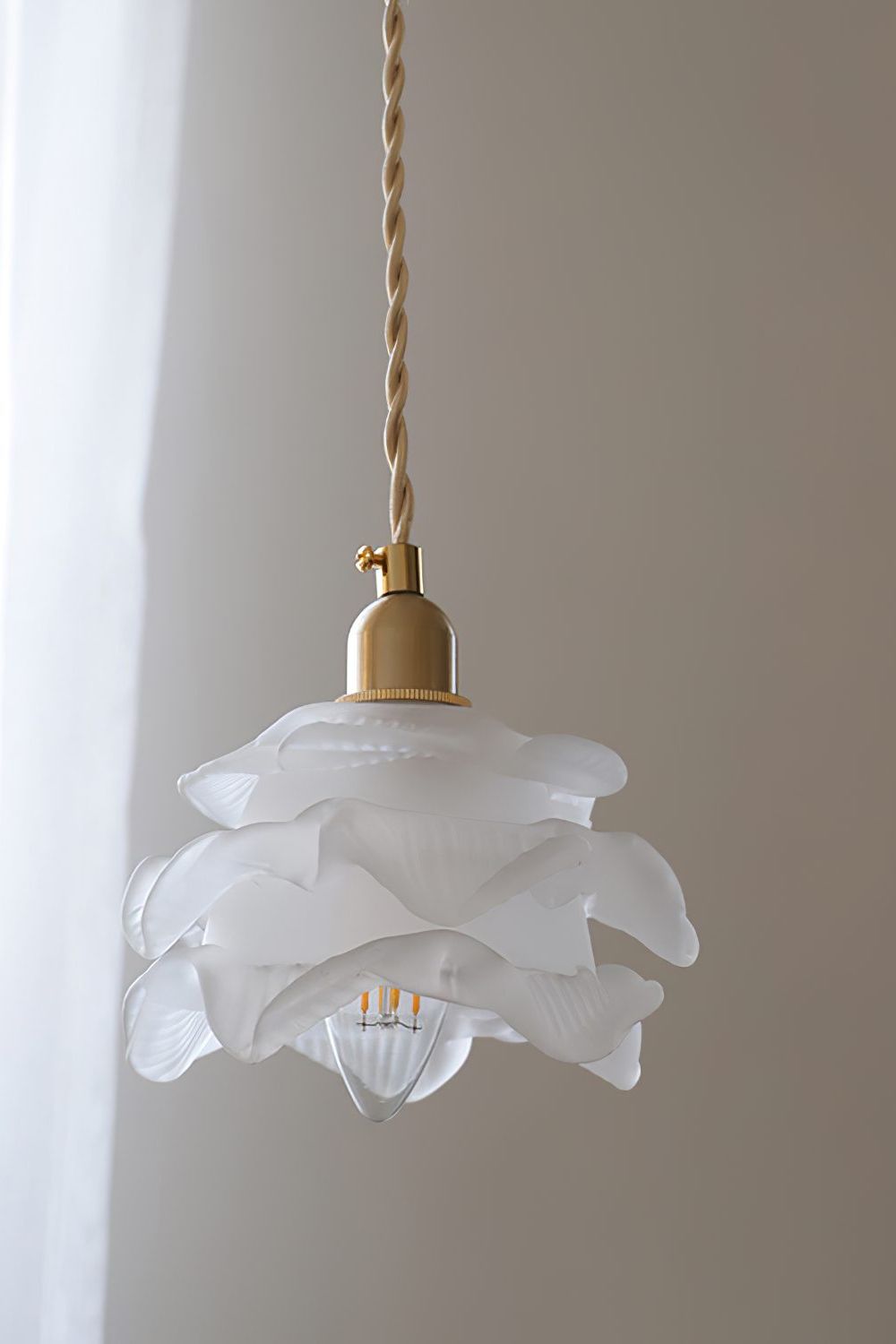 Lampa Wisząca Retro z Kwiatowym Kloszem Szklanym - 19
