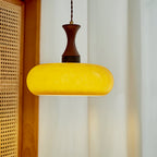 Lampa Wisząca Retro ze Szklanym Kloszem i Drewnianym Elementem - Żółty