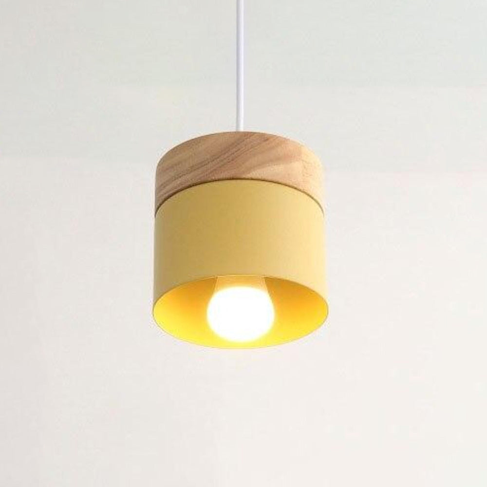 Lampa Wisząca Skandynawska z Drewnianym Kloszem i Metalowym Abażurem - Żółty