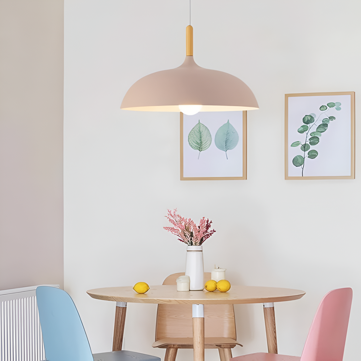 Lampa Wisząca Skandynawska z Okrągłym Kloszem i Drewnianym Akcentem - 23