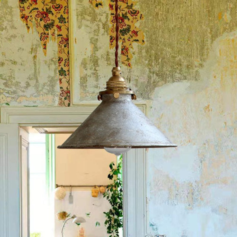 Lampa Wisząca Vintage Rustykalna z Metalowym Kloszem w Kształcie Stożka - Srebrny