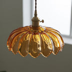 Lampa Wisząca Vintage z Kloszem w Kształcie Kwiatu - 4