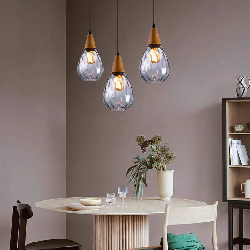 Lampa Wisząca Vintage ze Szklanym Kloszem w Kształcie Kropli i Drewnianym Mocowaniem - Przezroczysty