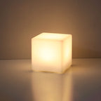 Lampka Nocna Minimalistyczna z Pilotem i Regulacją Jasności w Różnych Kształtach - 6