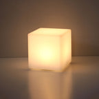 Lampka Nocna Minimalistyczna z Pilotem i Regulacją Jasności w Różnych Kształtach - 7