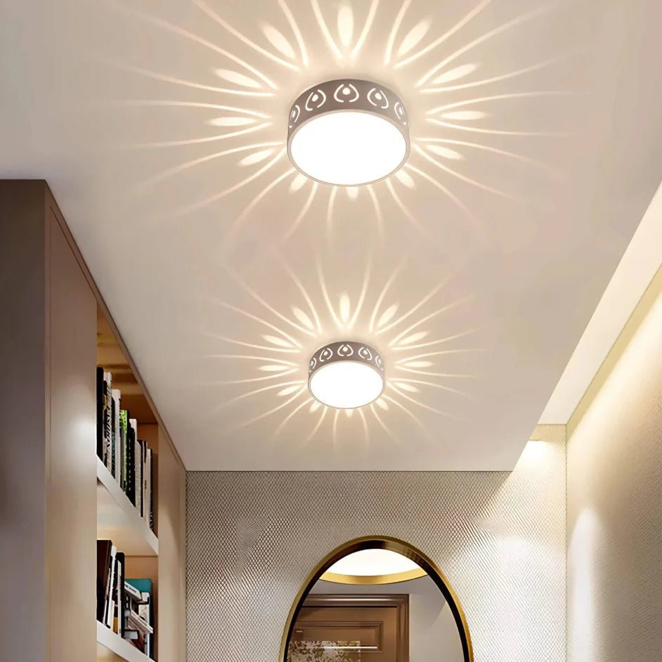 Minimalistyczna Lampa Sufitowa LED z Ażurowym Kloszem - 4