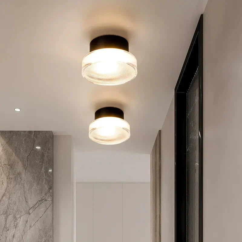 Nowoczesna Lampa Ścienna z Prążkowanym Kloszem - 5