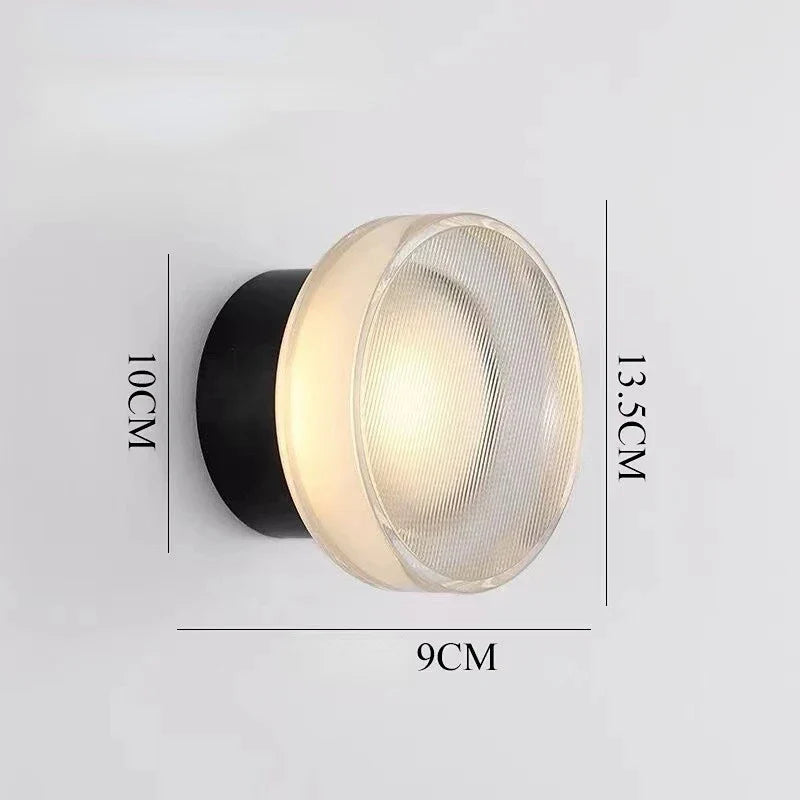 Nowoczesna Lampa Ścienna z Prążkowanym Kloszem - C Czarny