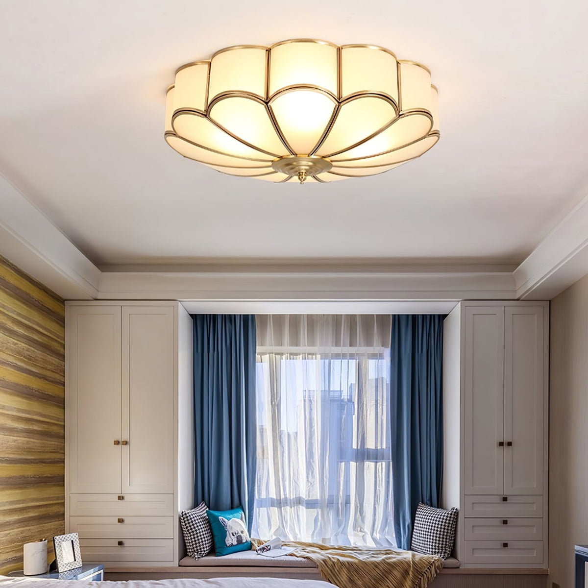Lampa Sufitowa Art Deco z Matowymi Kloszami w Kształcie Kwiatu - 28