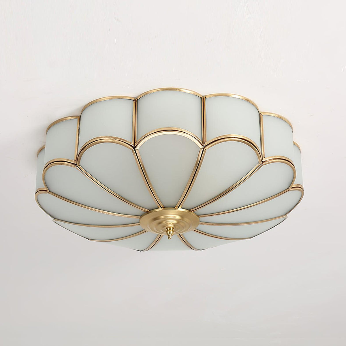 Lampa Sufitowa Art Deco z Matowymi Kloszami w Kształcie Kwiatu - 3