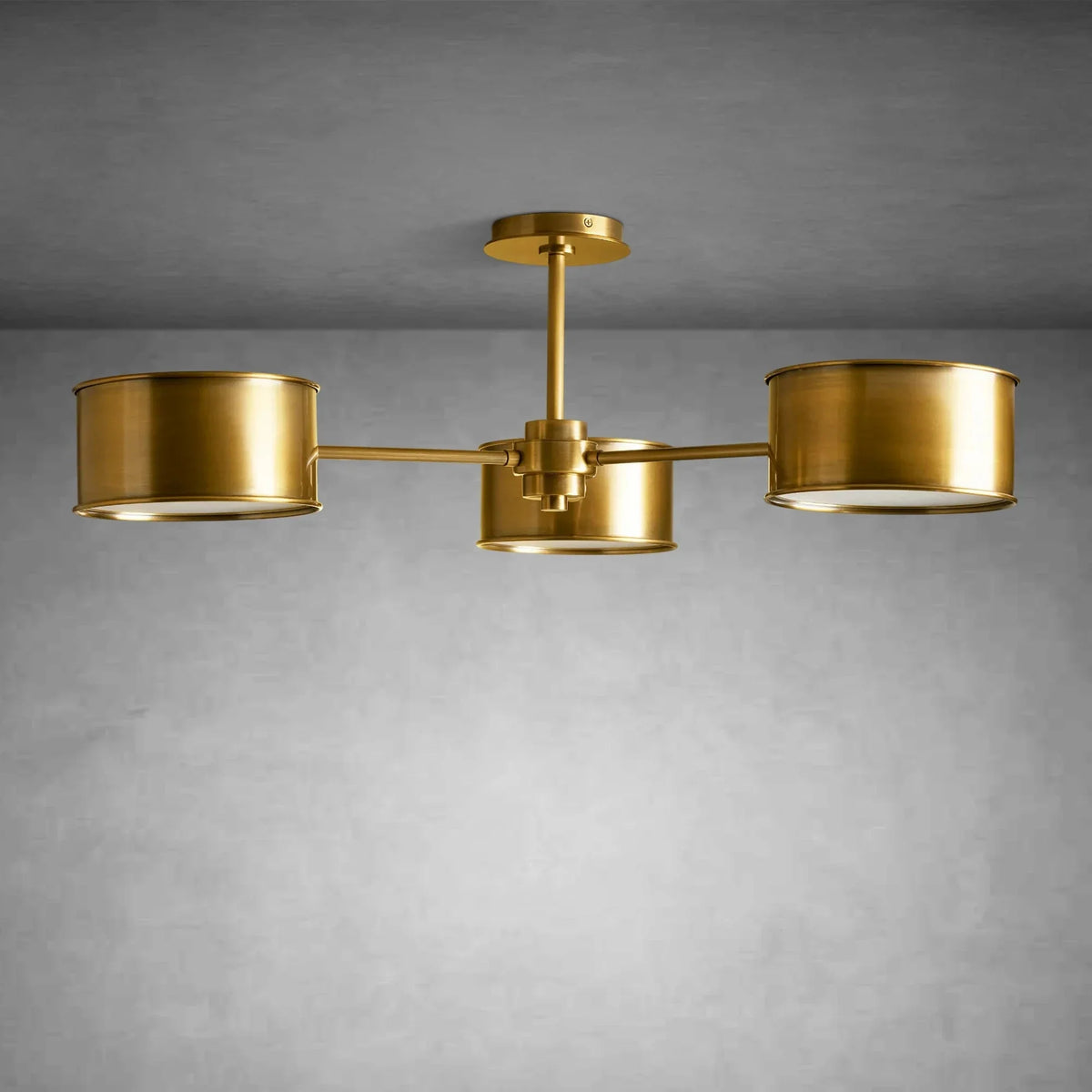 Lampa Sufitowa Art Deco z Trzema Metalowymi Kloszami - 6