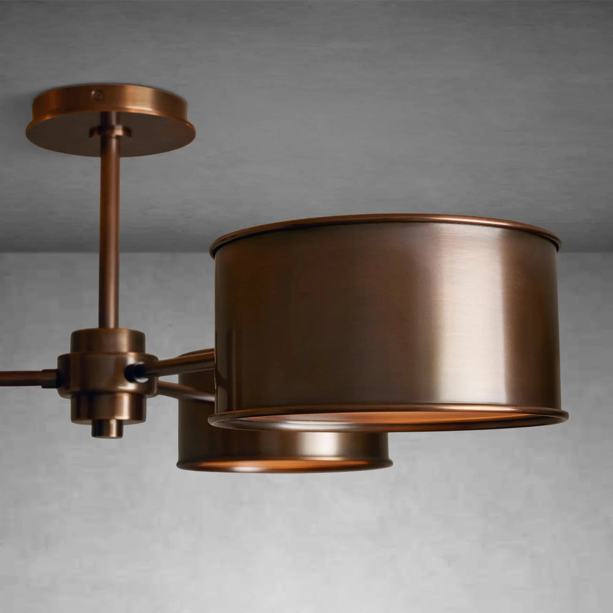 Lampa Sufitowa Art Deco z Trzema Metalowymi Kloszami - 7
