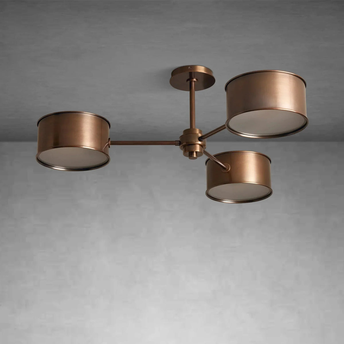 Lampa Sufitowa Art Deco z Trzema Metalowymi Kloszami - 8