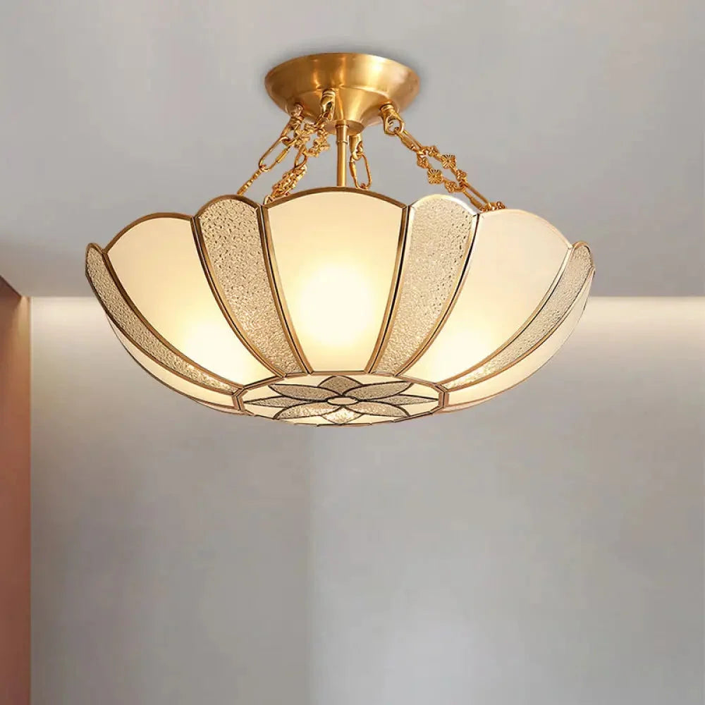 Lampa Sufitowa Art Deco z Kloszem ze Szkła Opalowego i Mosiądzu - Mosiądz