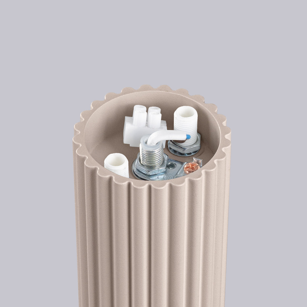 Lampa Sufitowa Minimalistyczna z Żebrowanym Cylindrem - 8