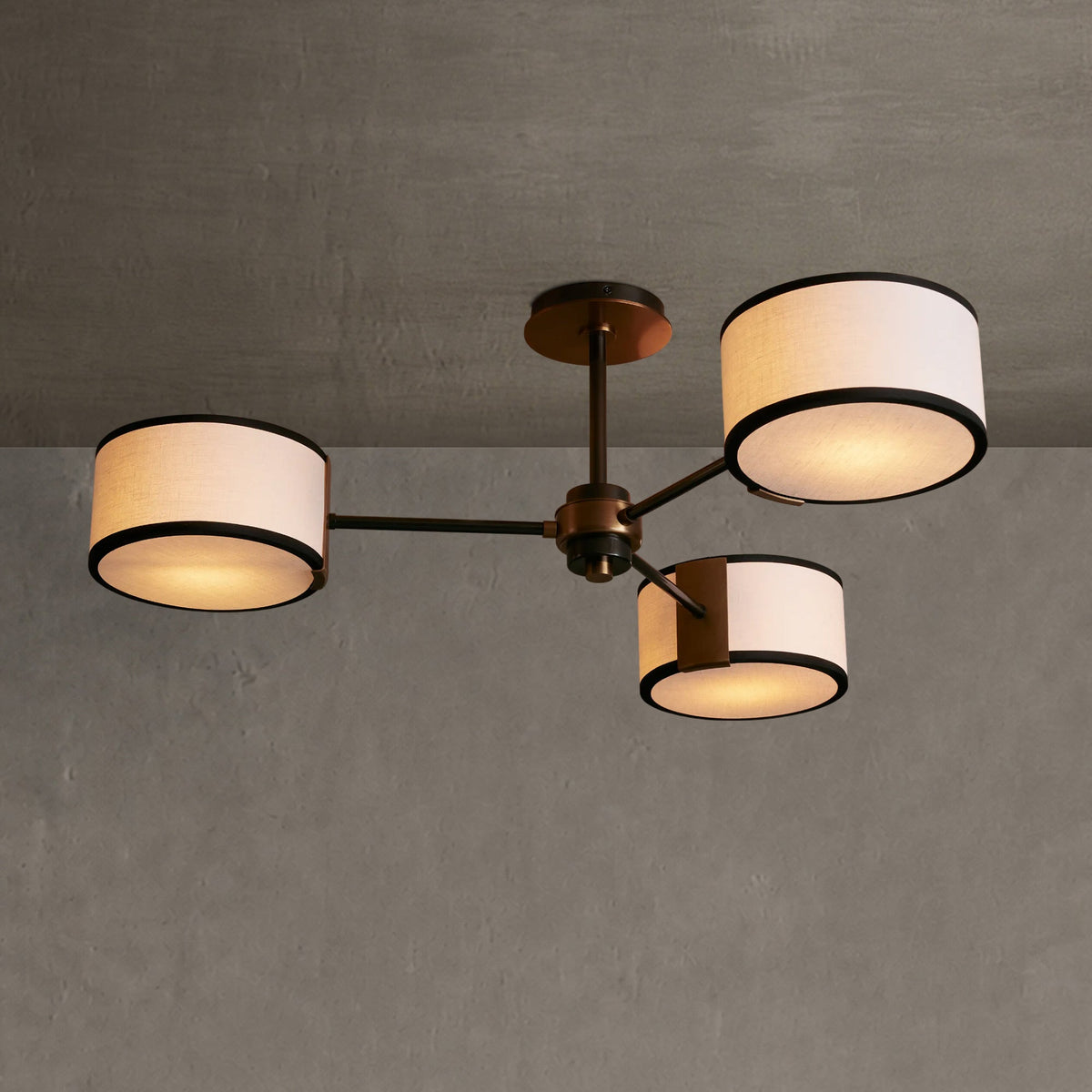 Lampa Sufitowa Nowoczesna z Trzema Cylindrycznymi Kloszami - 4