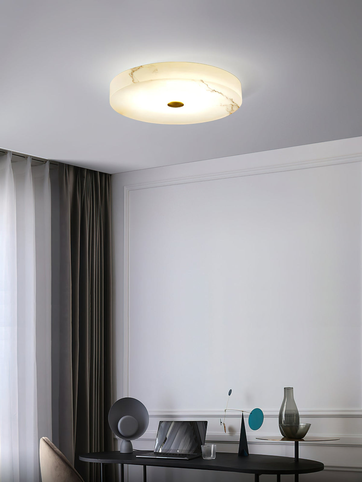 Lampa Sufitowa Okrągła Alabastrowa z Mosiężnym Akcentem - 28