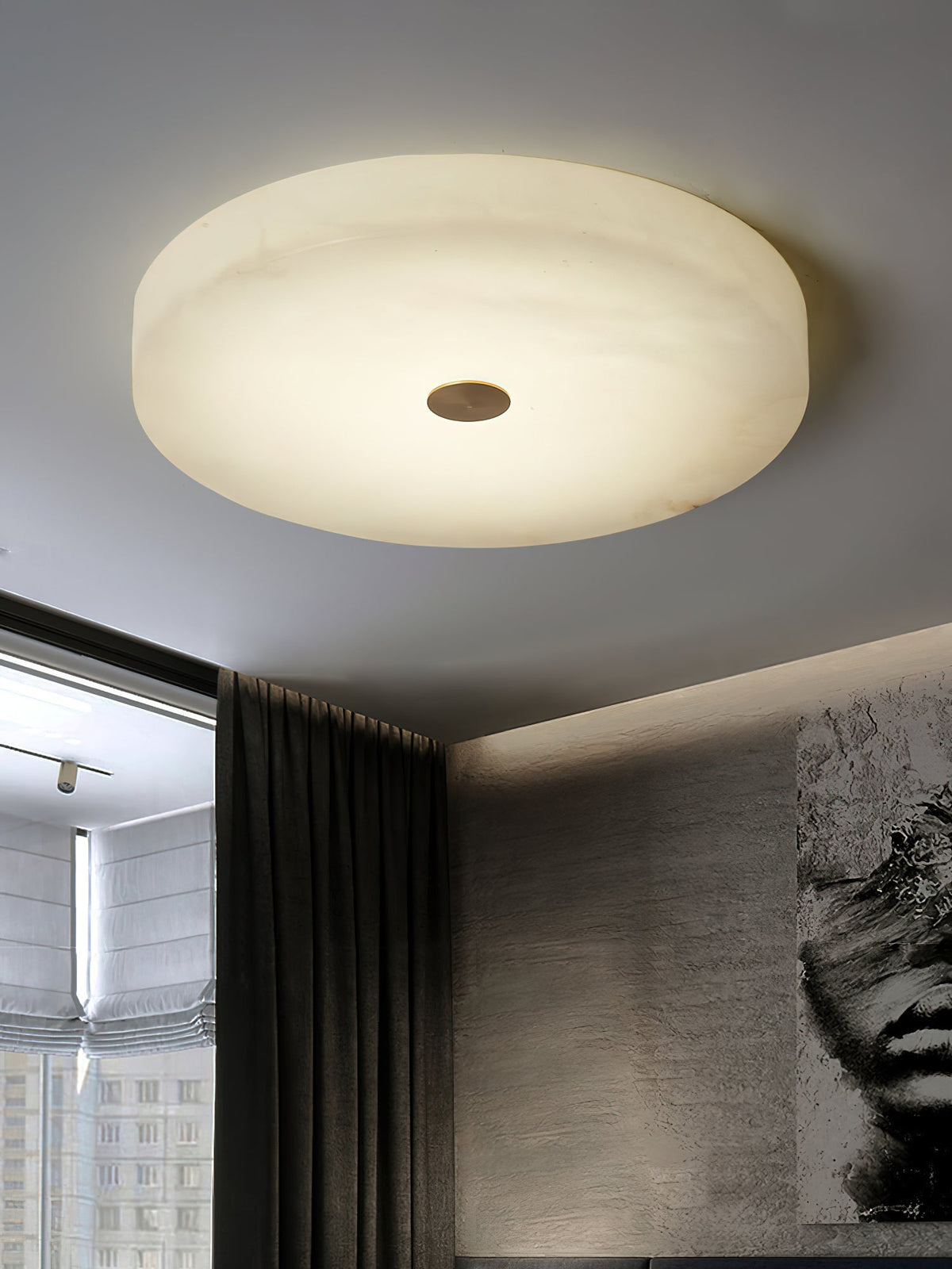 Lampa Sufitowa Okrągła Alabastrowa z Mosiężnym Akcentem - 31