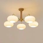 Lampa Sufitowa Retro ze Szklanymi Kloszami i Mosiężnymi Ramionami - Mosiądz/Drewno/Biały