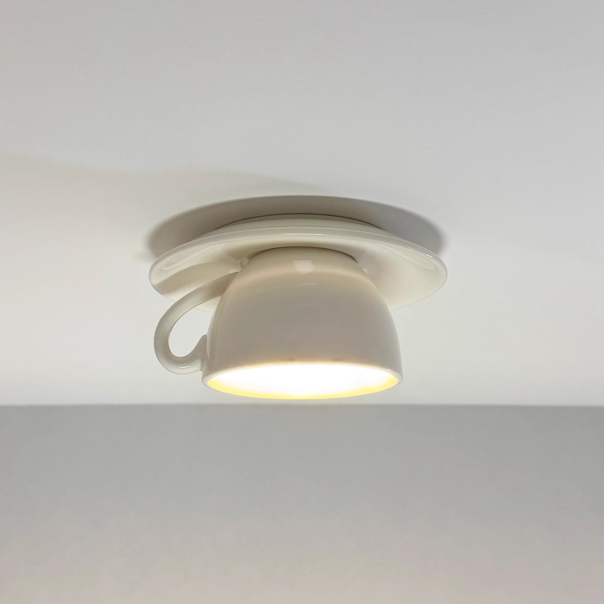 Lampa Sufitowa Retro w Kształcie Filiżanki z Gwintem G4 - 18