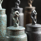 Pojemnik na Herbatę Ceramiczny z Rzeźbioną Pokrywką w Stylu Wabi-Sabi - 10