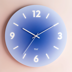Zegar Ścienny Okrągły Szklany z Gradientem Kolorów - Jasnoniebieski (z cyframi)