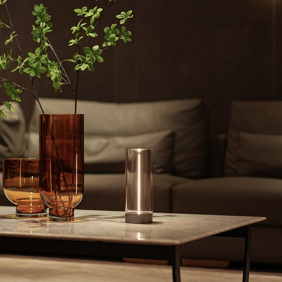 Lampa Stołowa Minimalistyczna z Bezprzewodową Listwą LED - 8