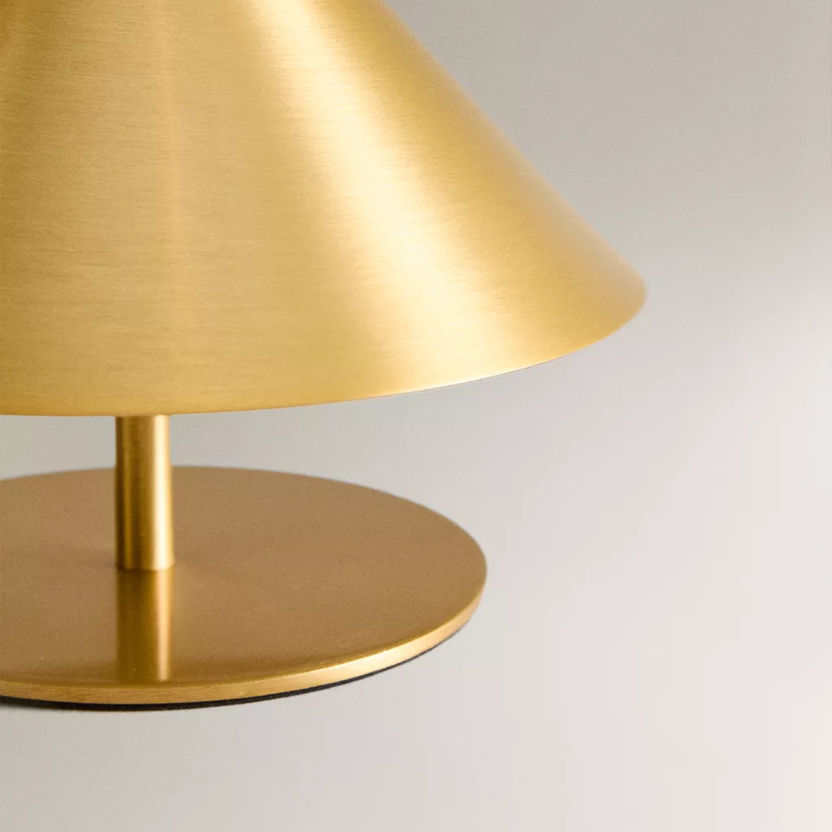 Lampa Stołowa Minimalistyczna z Dotykowym Sterowaniem i Akumulatorem - 6