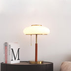Lampa Stołowa Retro z Żebrowanym Szklanym Kloszem