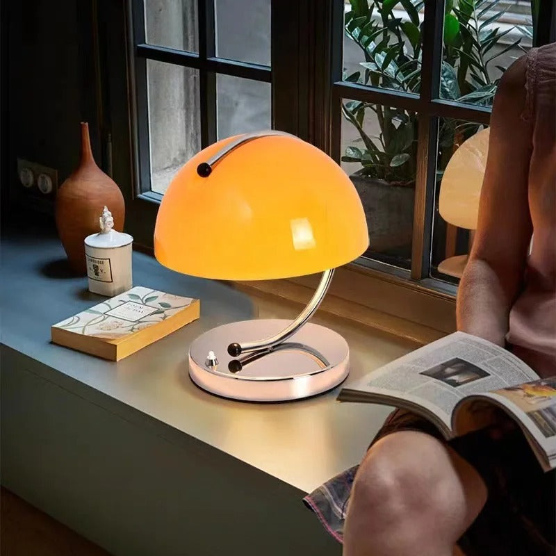Lampa Stołowa Retro z Kloszem i Chromowaną Podstawą - 4
