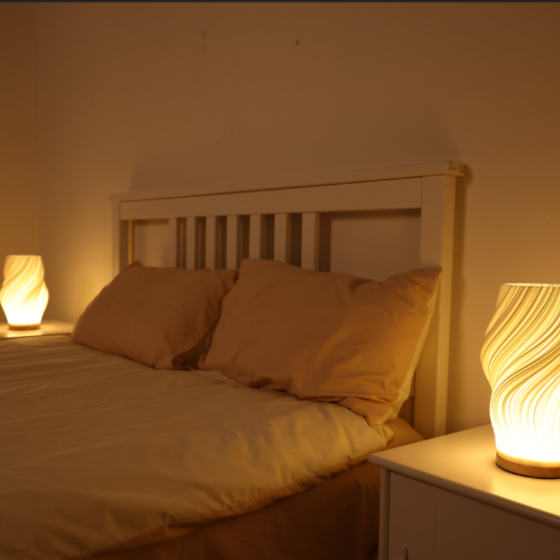 Lampa Stołowa Skandynawska z Falistym Kloszem i Ściemnialnym LED - 12