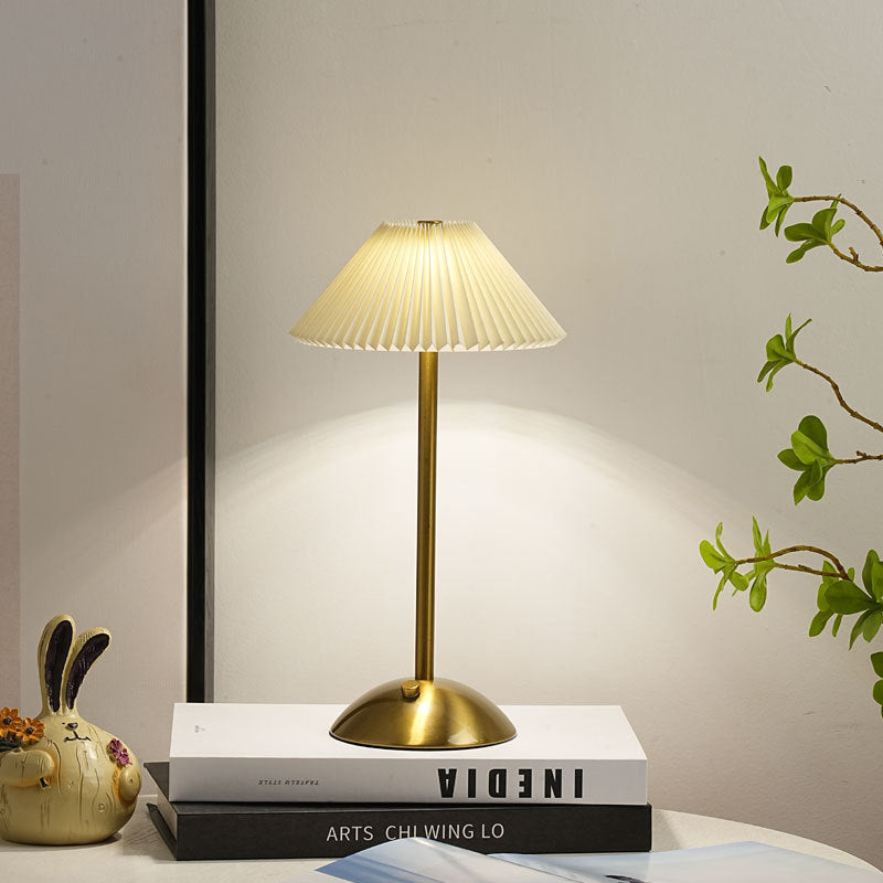 Lampa Stołowa Vintage z Plisowanym Kloszem i Akumulatorem LED - 12