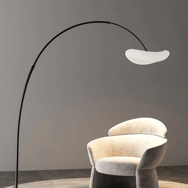 Lampa Podłogowa Łukowa Modern z Organicznym Kloszem