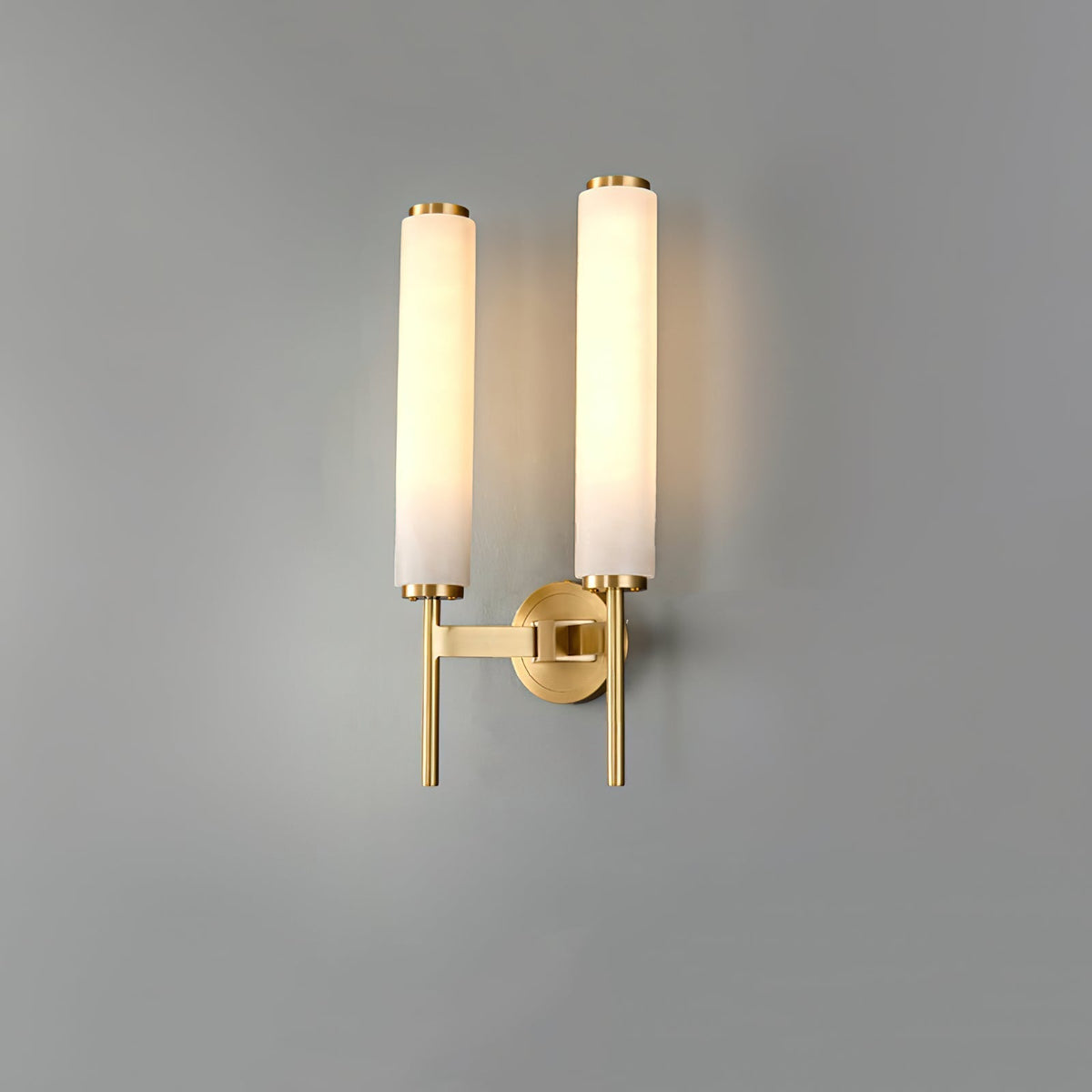 Kinkiet Art Deco z Cylindrycznym Kloszem z Alabastru - Złoty