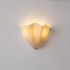Kinkiet Art Deco z Dmuchanego Szkła o Organicznym Kształcie Kwiatu - Beżowy/Biały