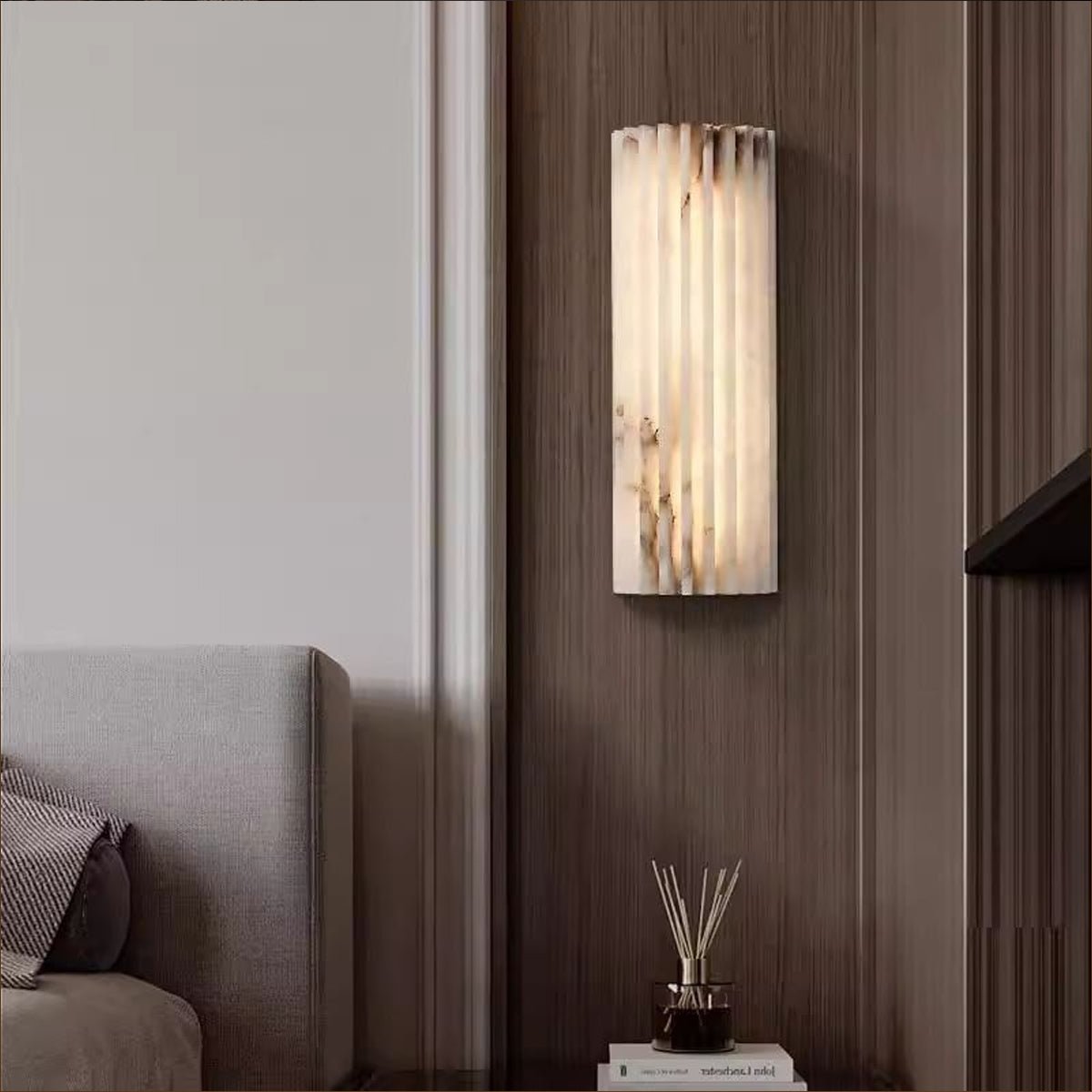 Kinkiet Art Deco z Żebrowanym Kloszem z Alabastru - 5
